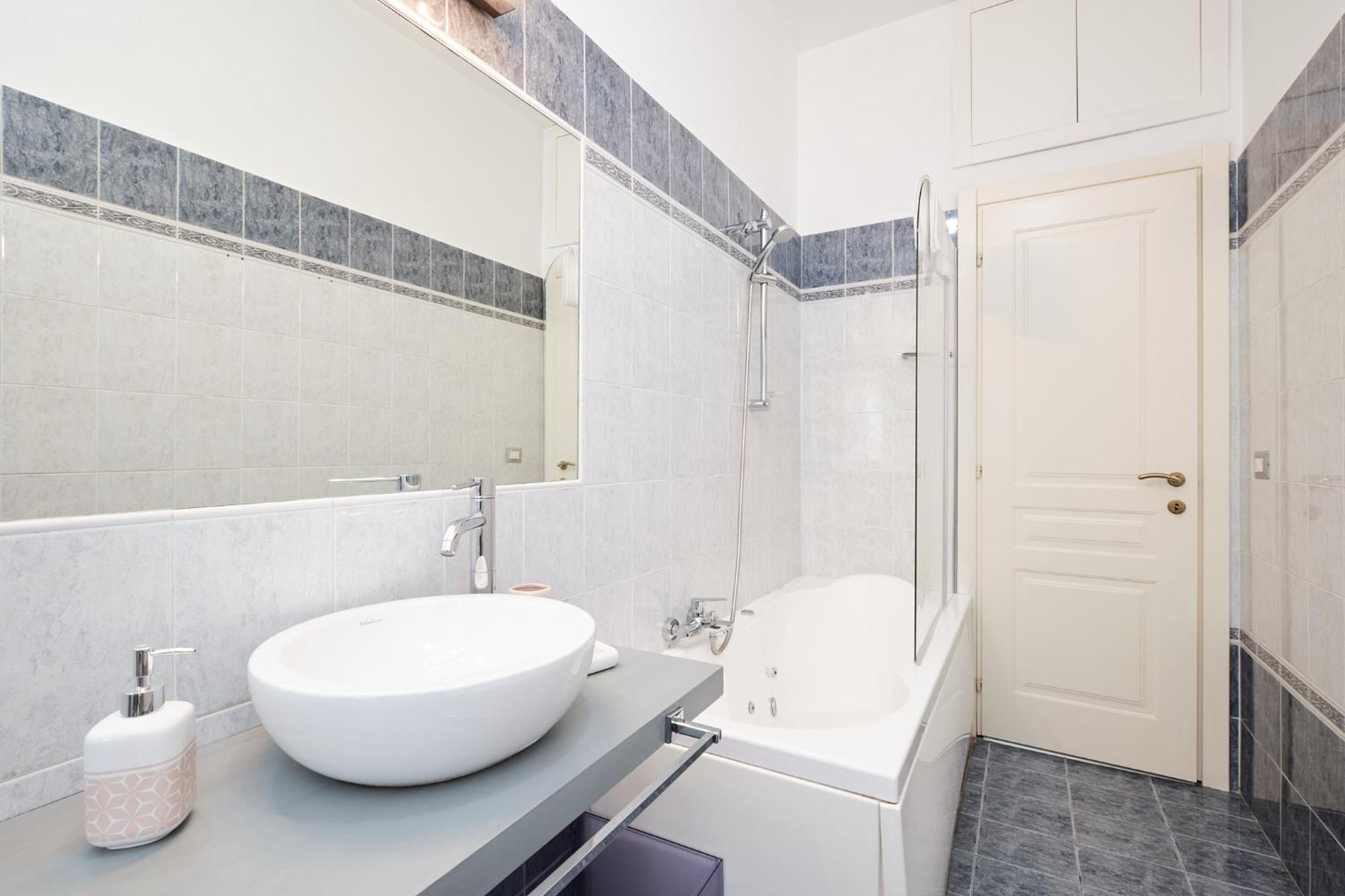 15 Minutes From The Vatican - Free Wi-fi & Netflix Roma